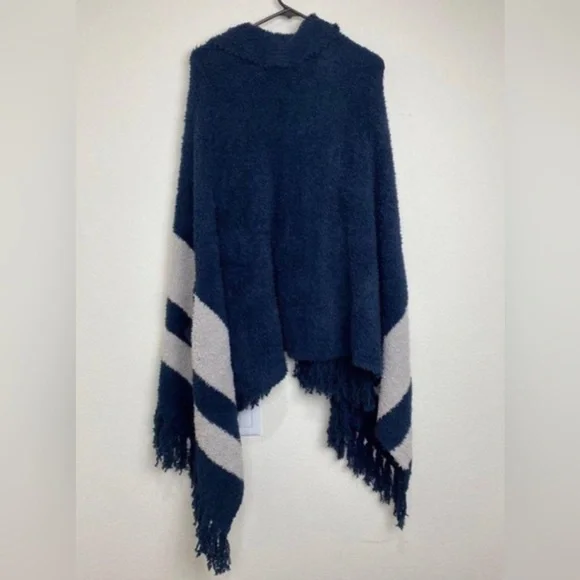 Barefoot Dreams Cozychic Malibu Wrap Indigo/Oyster Stripe OS - Picture 6 of 13